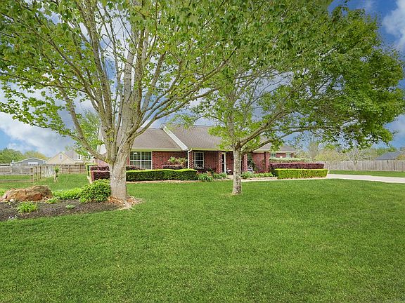 5th image of 32102 Sandwedge Dr