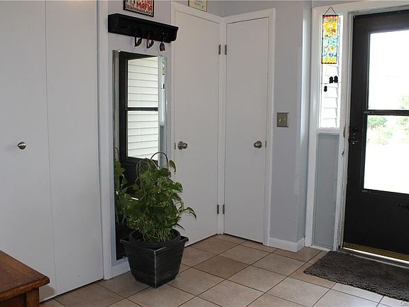 4th image of 47 Brewster Woods Dr