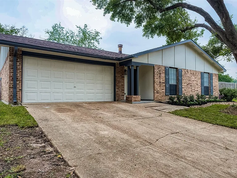16810 Sweno Ct — Photo 3