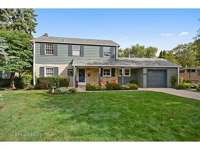 905 E Willow Ave photo 1