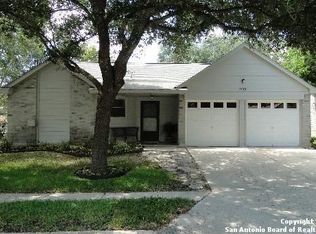 8001 Forest Brg, Live Oak, TX 78233