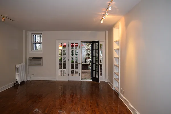 Rented by TurfNYC | media 19