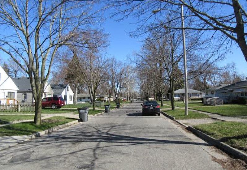 2nd image of 701 Ranch Dr