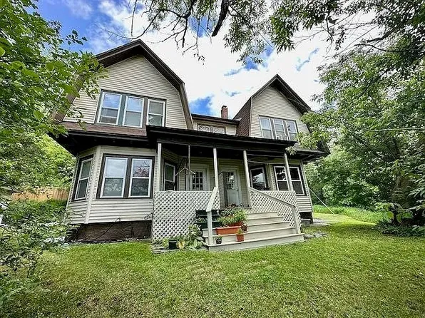 2 Richardson Rd, Barre, VT 05641