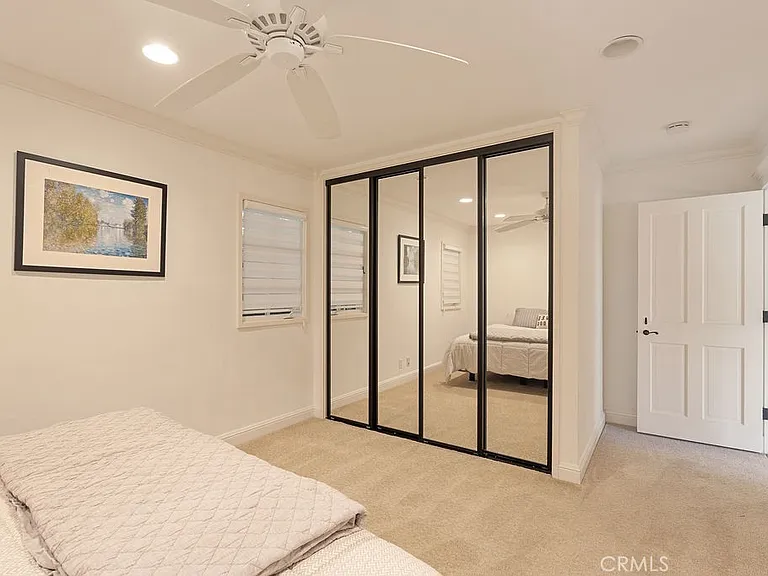 407 Mendoza Ter — Photo 48