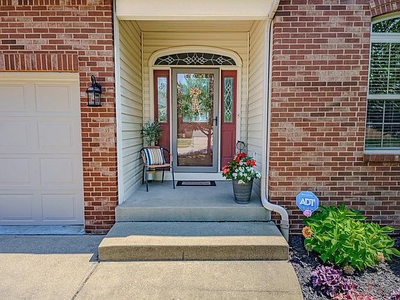 2nd image of 2077 Foxmoor Ln