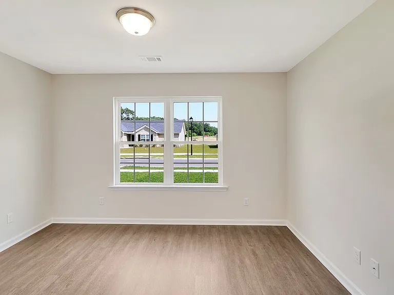 620 Jodi Pl — Photo 4