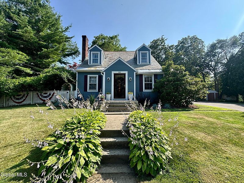 2nd image of 882 Warner Road