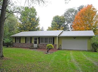 8355 N 40th St, Augusta, MI 49012