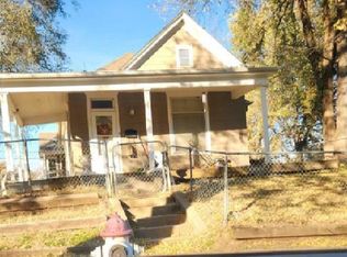 701 Shady Ave, Saint Joseph, MO 64505