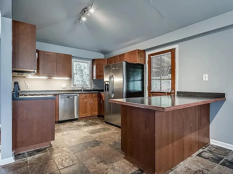 3129 Robin Rd — Photo 10