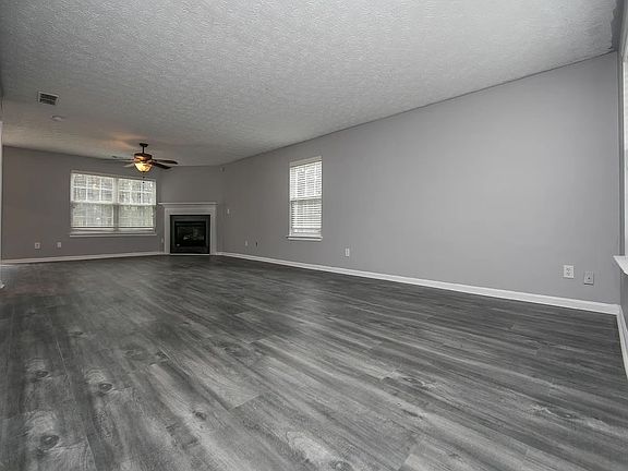 4th image of 4553 Darrowby Dr #1