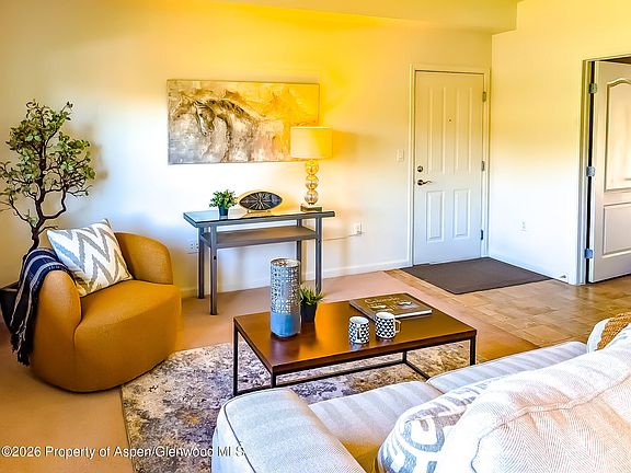 2nd image of 511 River View Dr Unit 1404
