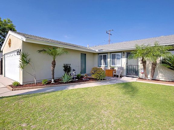 2nd image of 10111 Beatrice Cir