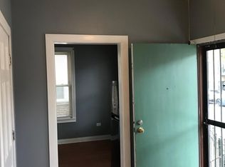 3347 W Wilson Ave APT 2, Chicago, IL 60625