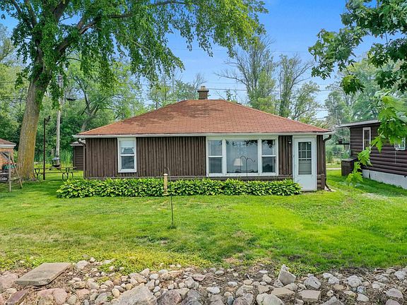 2nd image of 7445 Widgeon Ln