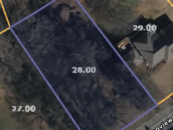 28 Springview Dr, Jackson, TN 38305