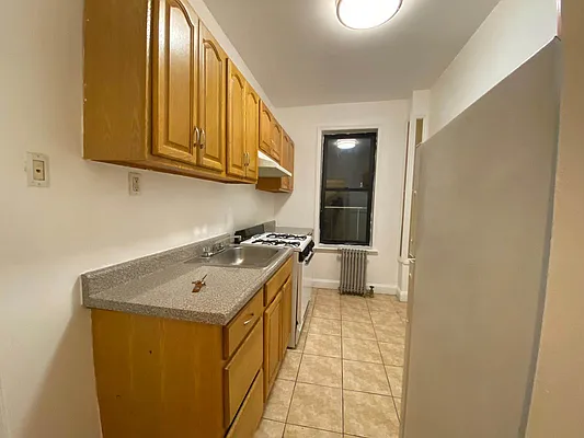 Rented by Lang Realty LLC | media 17