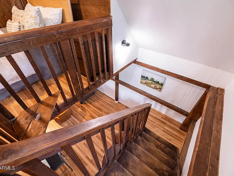 30 W Edgemont Ave — Photo 3