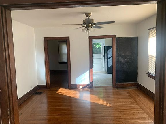 4th image of 4513 Ashland Ave #1