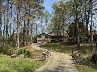 302 Chattahoochee Way, Woodstock, GA 30188