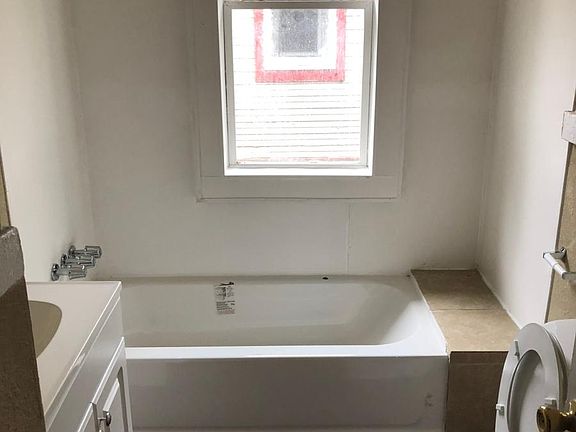 5th image of 769 Saint Paul Ave #773