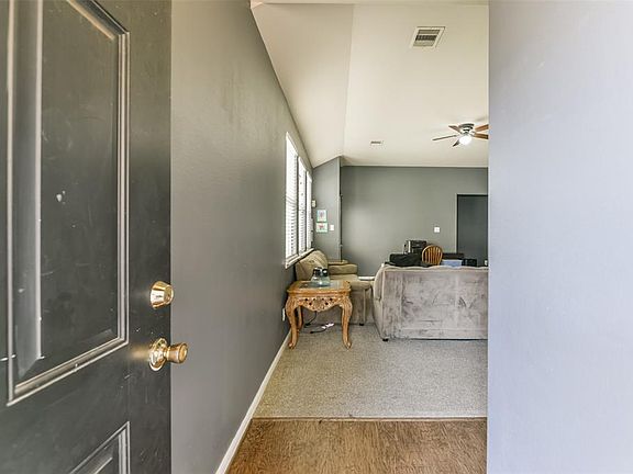 4th image of 9938 Cobbs Cove Ln