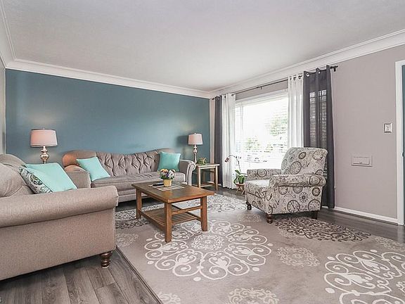 3rd image of 4588 Winter Ln