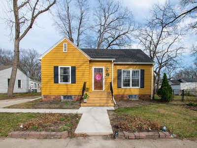 1204 N C St, Indianola, IA, 50125