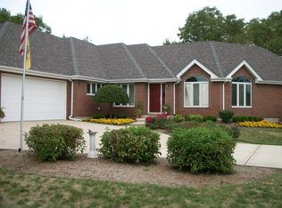 910 Ridge Rd, Shorewood, IL 60404