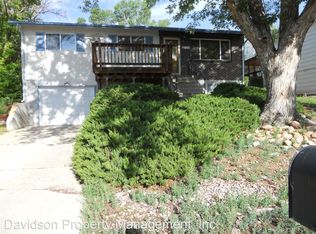 650 Paradise Ln, Colorado Springs, CO 80904