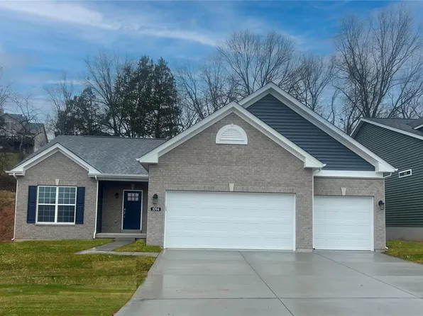 1094 Bloomfield Dr, Eureka, MO 63025