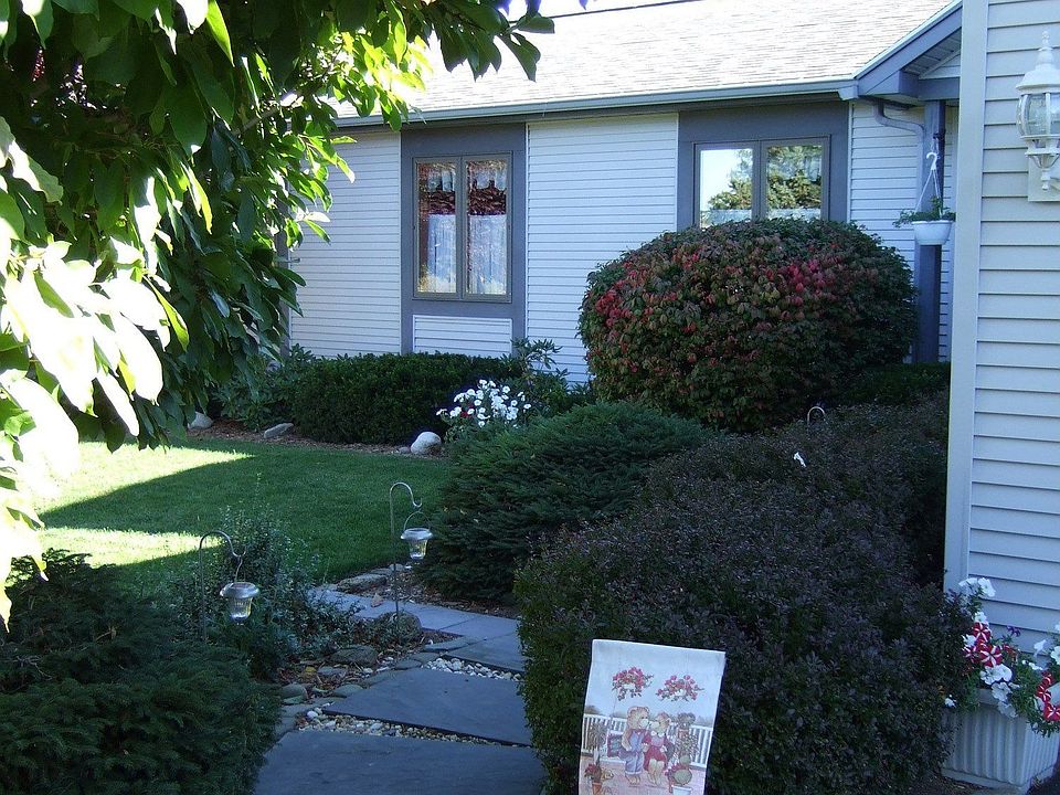 Entry Path from Driveway