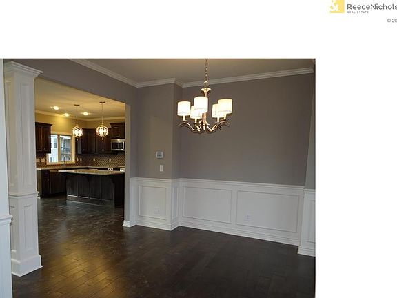 Hardwood floors throughout the front entrance, formal dining room, breakfast nook and kitchen.
