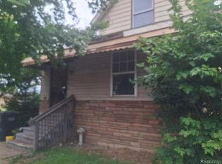 19 E Cicotte St, River Rouge, MI 48218