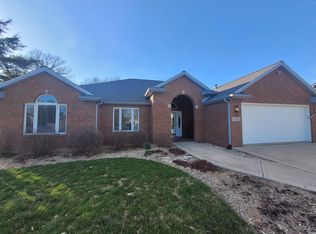 10925 Stoneoak Ct, Fort Wayne, IN 46845