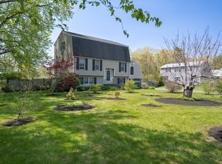 5 Cushing St, Salisbury, MA 01952