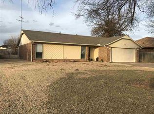 1536 E 9th St, Cushing, OK 74023