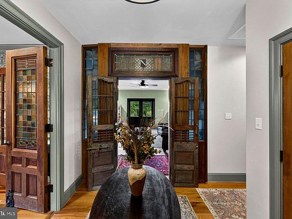 5th image of 269 River Manor Dr