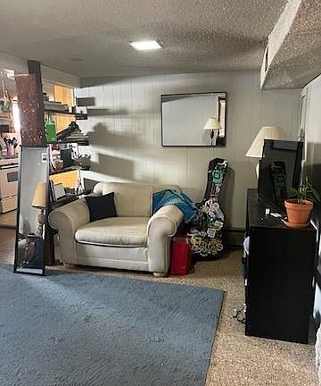5th image of 1611 E Kearney St #1/2