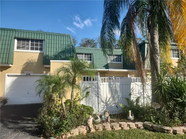 5858 Harbour Club Rd, Fort Myers, FL 33919
