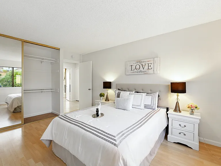 Upstairs bedroom 2