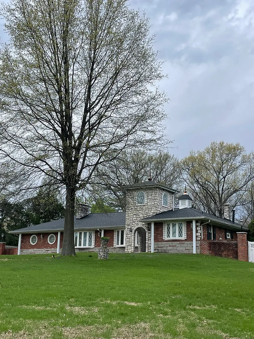 9951 Sappington Rd photo 1
