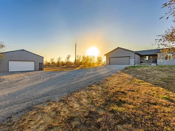 2101 21st Rd, Udall, KS 67146