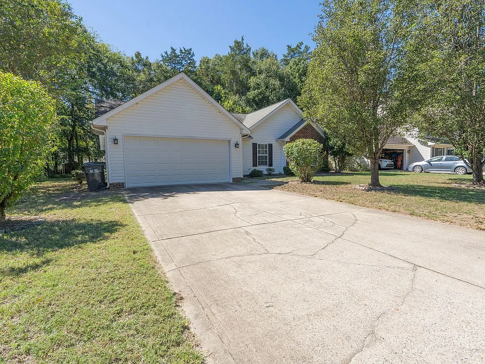 12312 Autumn Blaze Dr