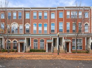 177 Martin Ln, Alexandria, VA 22304