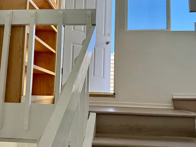15 Ironsides St #4 — Photo 19