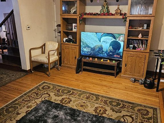 5th image of 1014 7th St