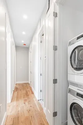 Rented by Bruma Realty LLC | media 23