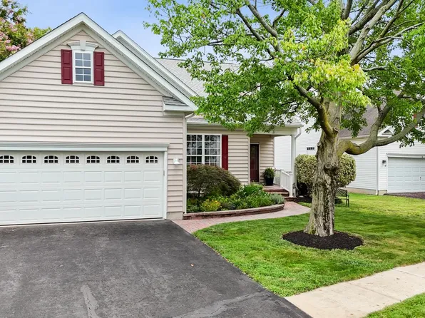 8 Wauwinet Ct, Rehoboth Beach, DE 19971